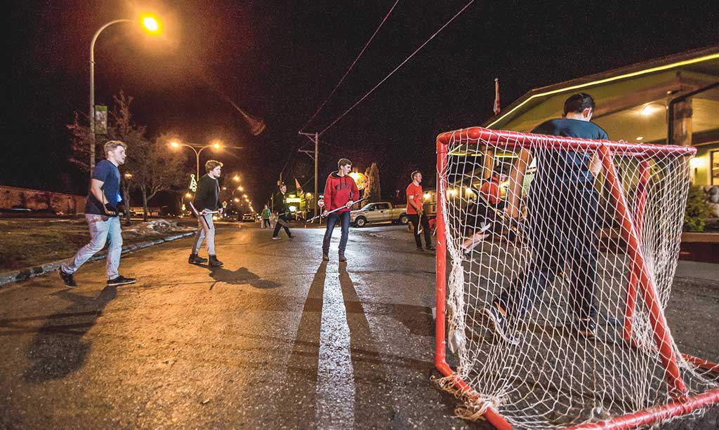 road-hockey.jpg