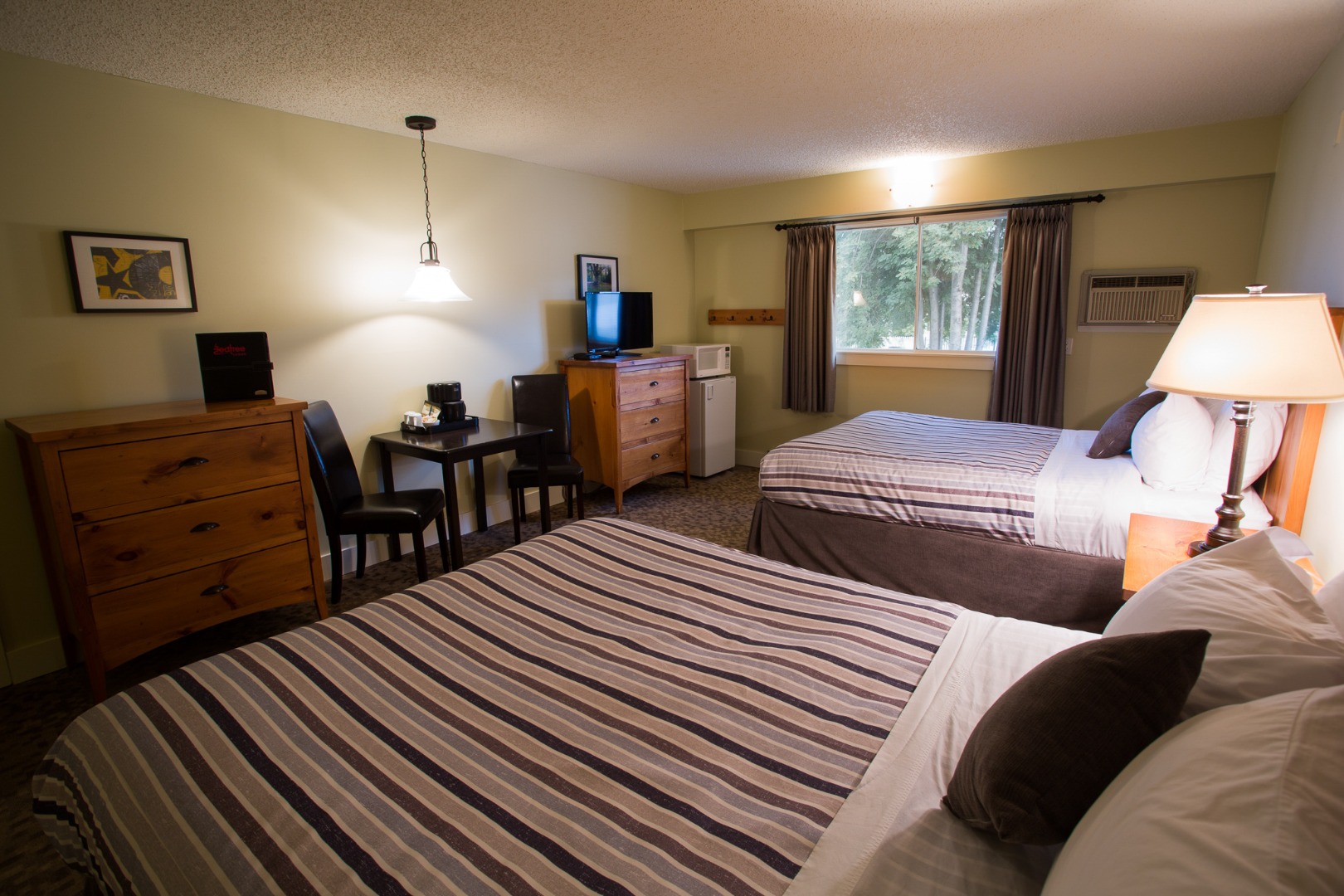 Standard Room (6).jpg